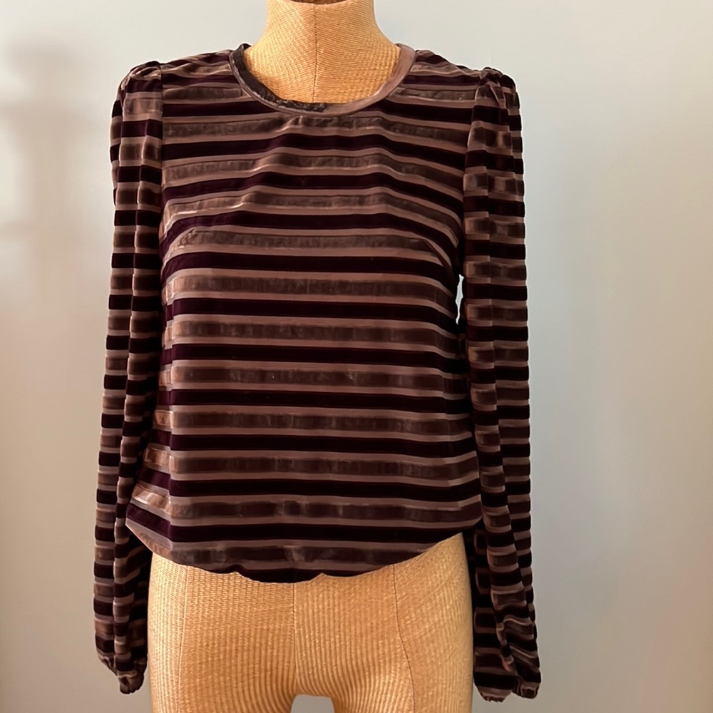 Heartloom cut velvet top